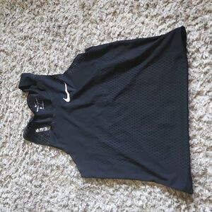 Nike tank